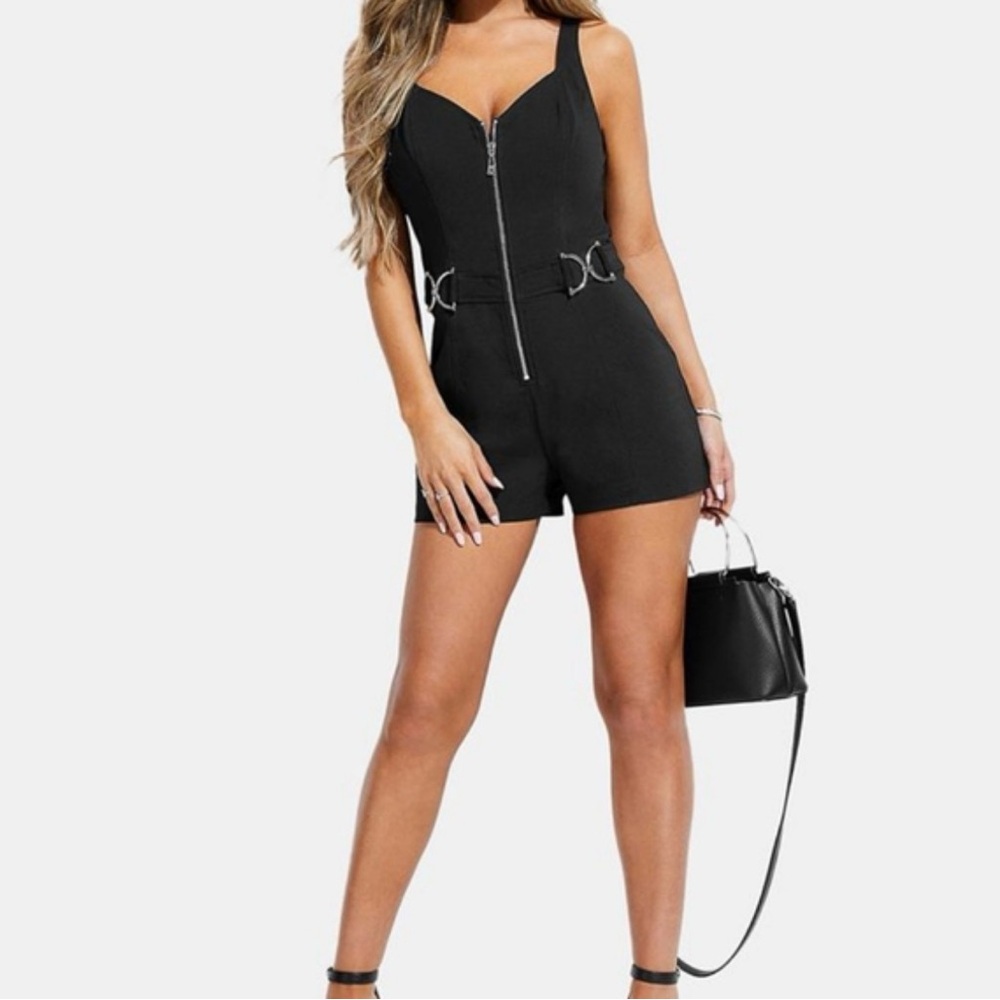 Guess Black Zipper Romper size 4